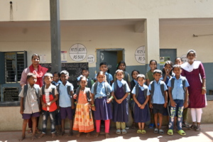 Migrant children are ready for a new school year!