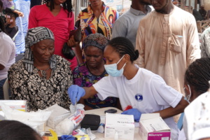 Ms. Ada, an EMCR staff, carrying out a blood test