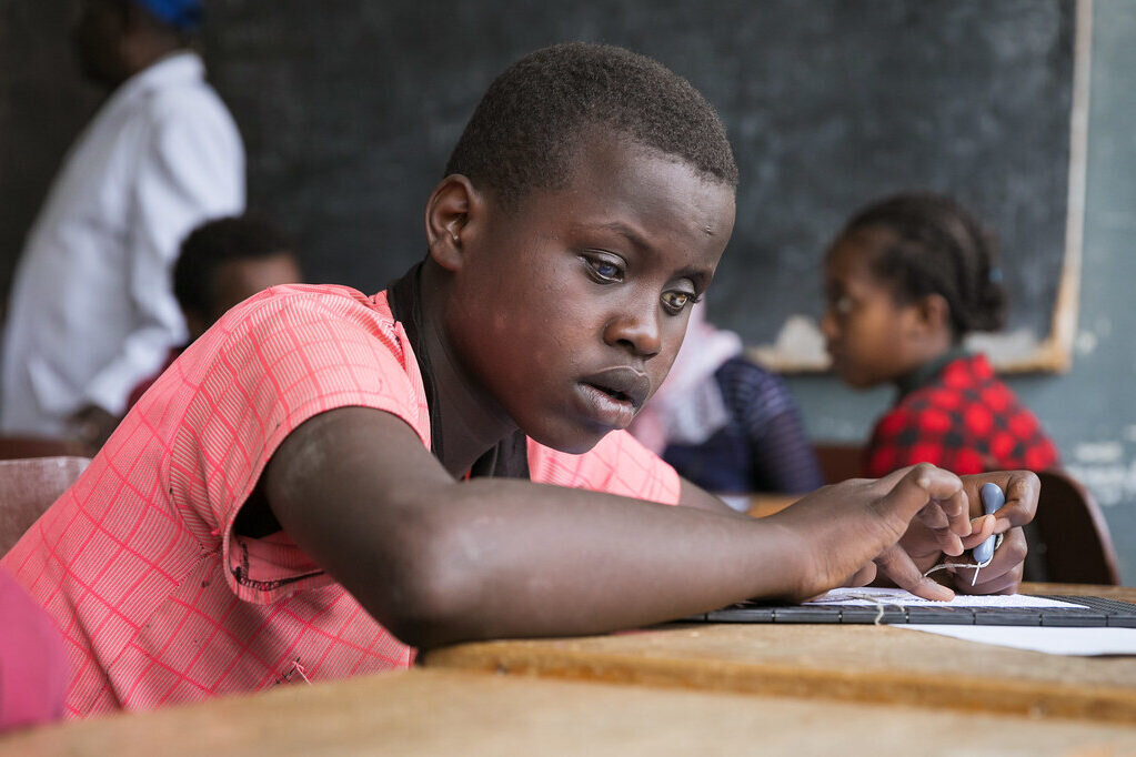 Empower 200 Blind Children with AI Smart Glasses