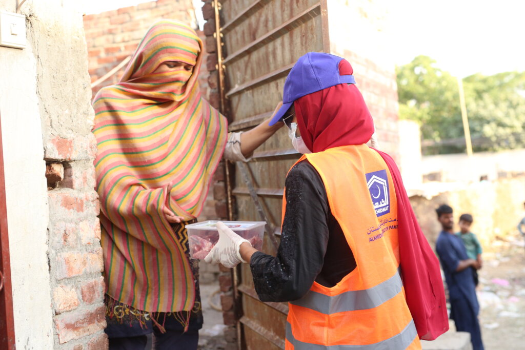 Qurbani for 1000 Orphans in Pakistan