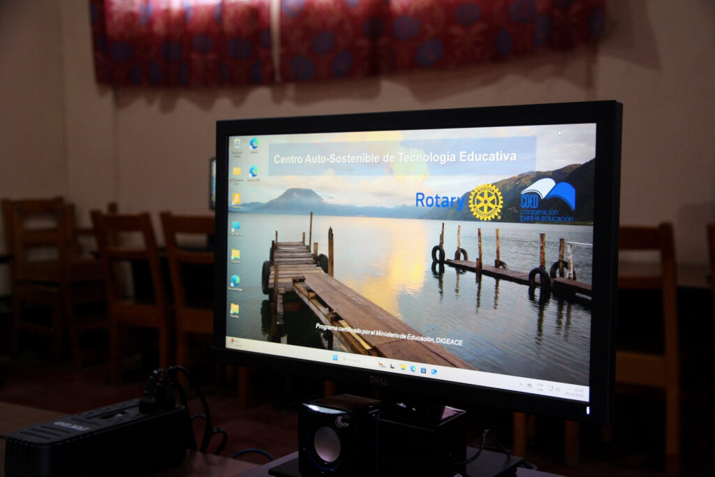 Bridge the Digital Gap for Guatemalan Students