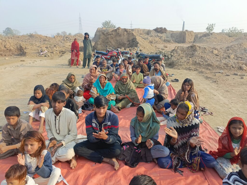 "Gifts of the Heart: Christmas of Love & Hope"