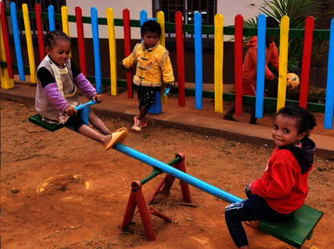 Helping 4,000 children go to school in Madagascar