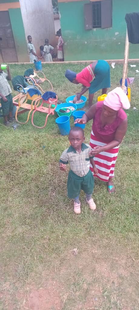 Support 800 Children Access Education in Uganda