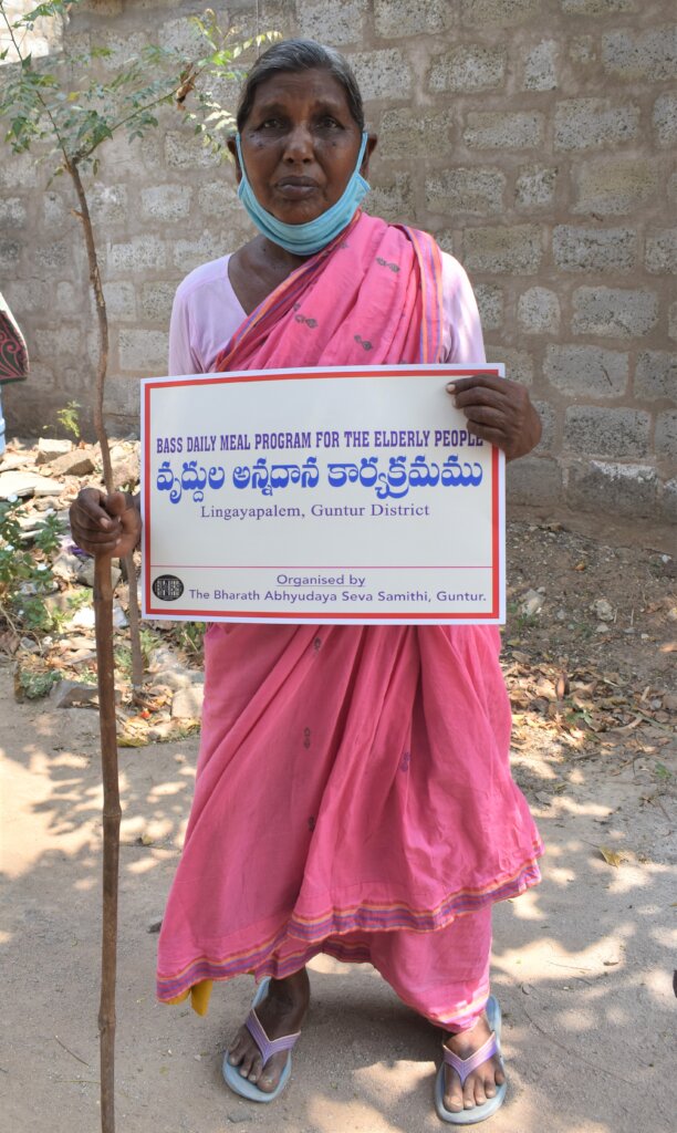 Give daily meal to 50 Vulnerable Elderly People IN