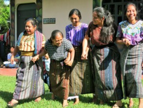 Sponsored mothers in the 6-legged race!