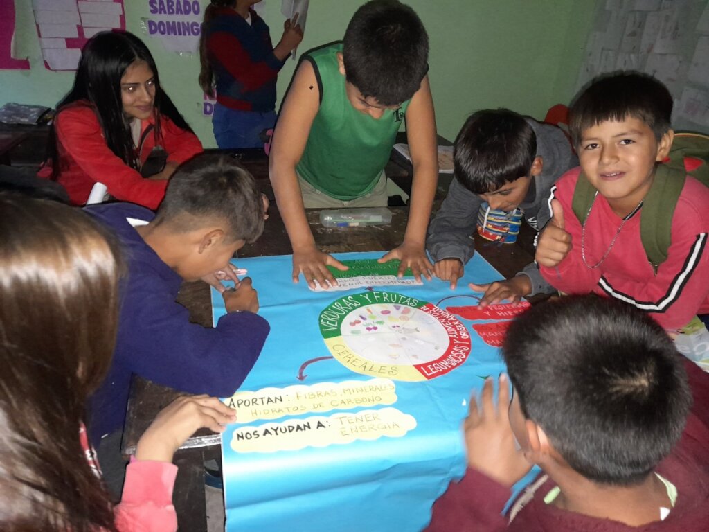 Bright Minds, Healthy Bites in Piruaj Bajo