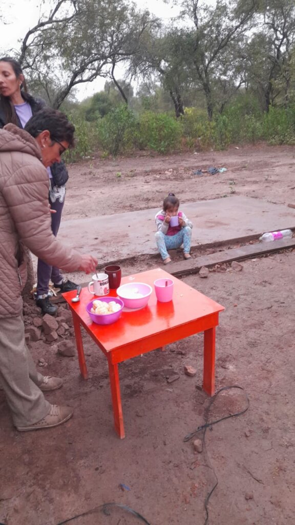 Bright Minds, Healthy Bites in Piruaj Bajo