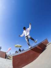 photo credit: https://www.instagram.com/bluegalore