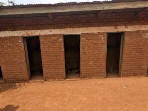 Build Classrooms and Toilets for 600 Kids in Congo