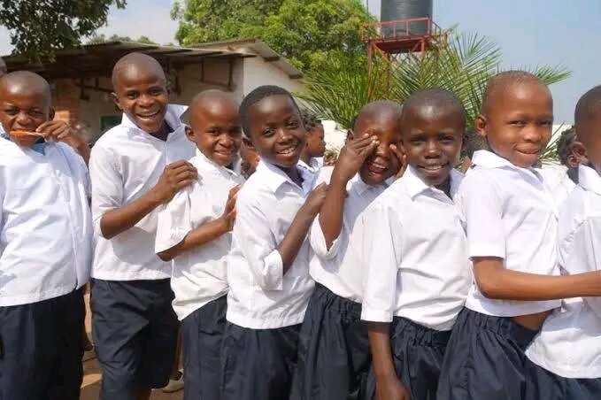 Equip 500 Kids in Bukavu With School Kits