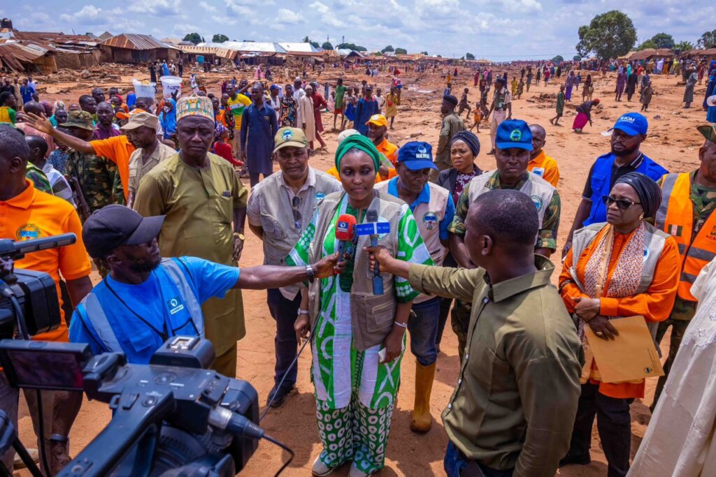 Assist 150 Flood-Hit Families in Mokwa,Niger State