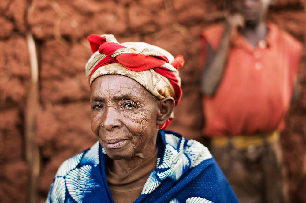 Provide Food Items for 32 Abandoned Elderly Women