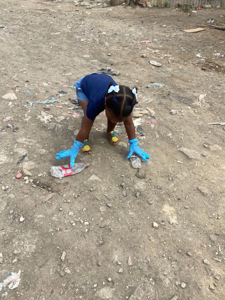 Un Batey Mas Verde