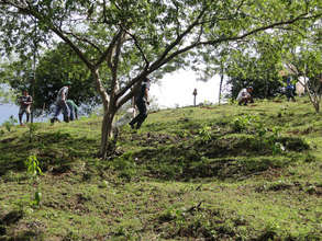 Planting at Franklin Mojica’s farm