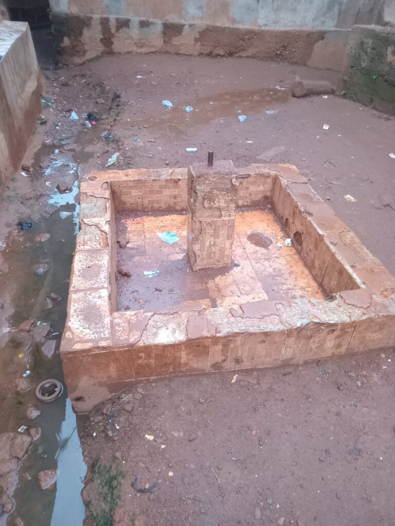 NO TAPS, NO TOILETS, NO CLEAN WATER