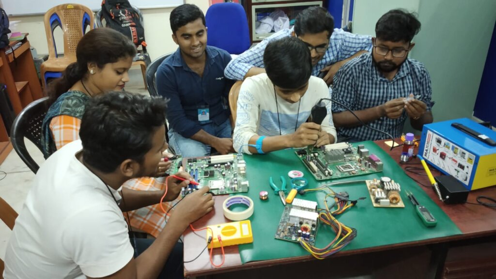 Give AI & Digital Skills to 1000 Deprived Youth