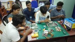 Tech Classes for the Youth
