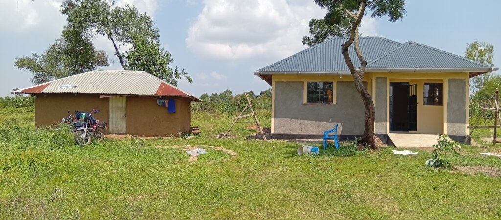 KENYA: Build Houses for Poorest Rural Families.