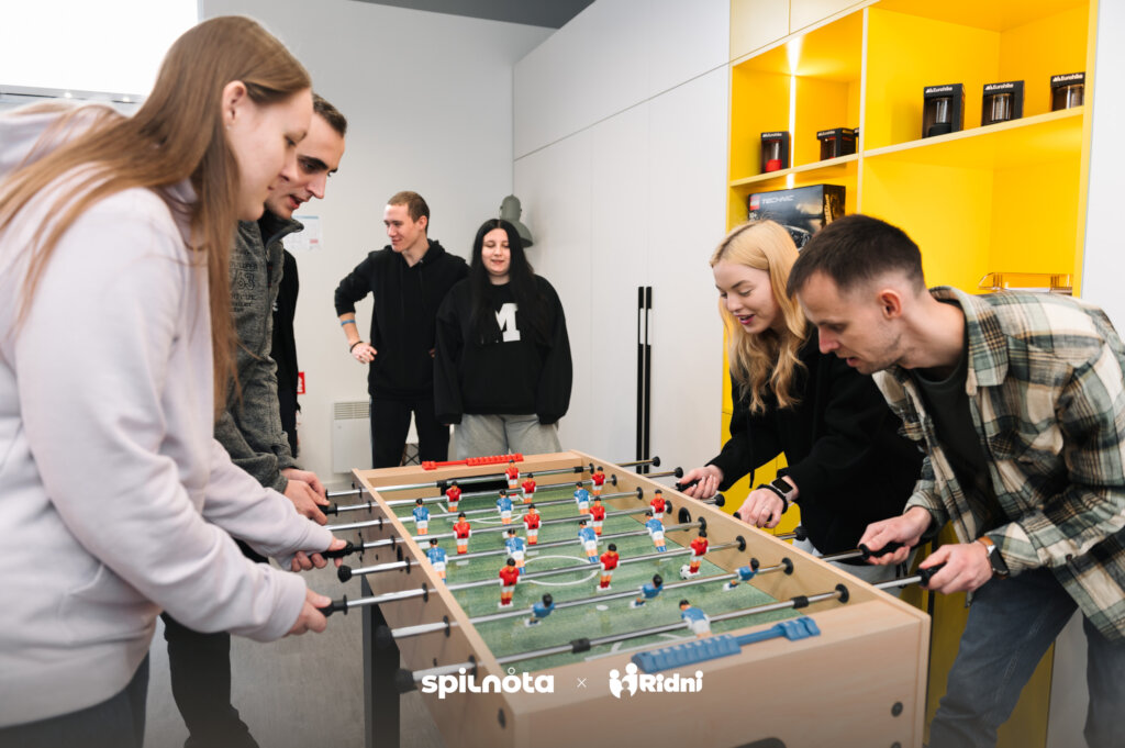 Help Ukrainian Youth Grow - Support Spilnota