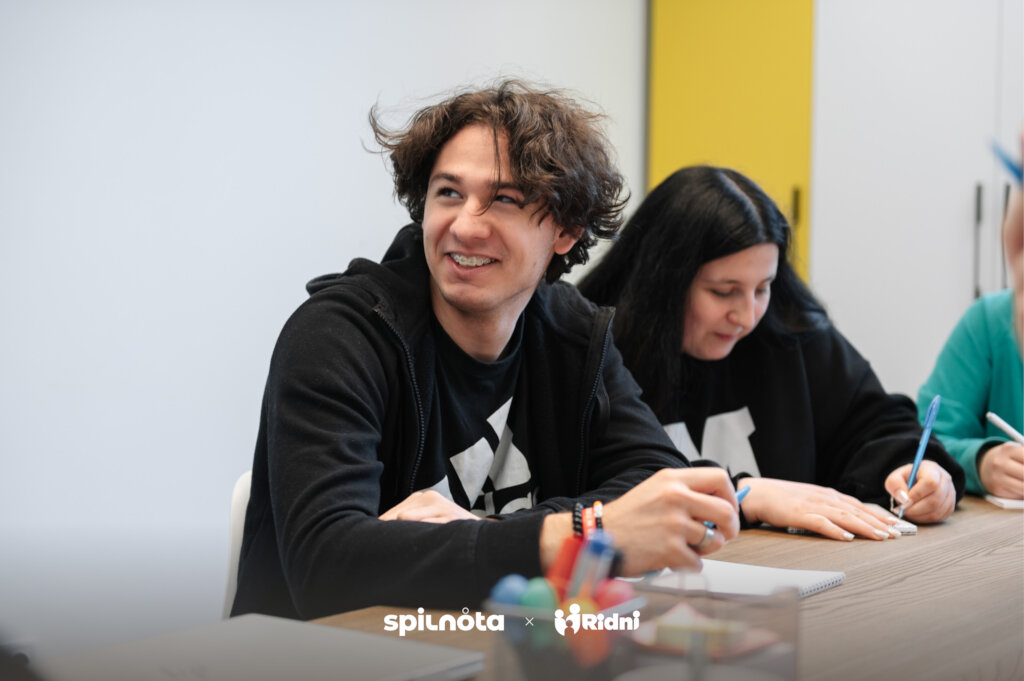 Help Ukrainian Youth Grow - Support Spilnota