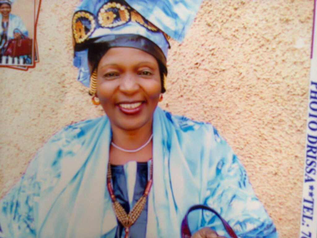 2 Water Towers & a Greenhouse for women in Kokelen