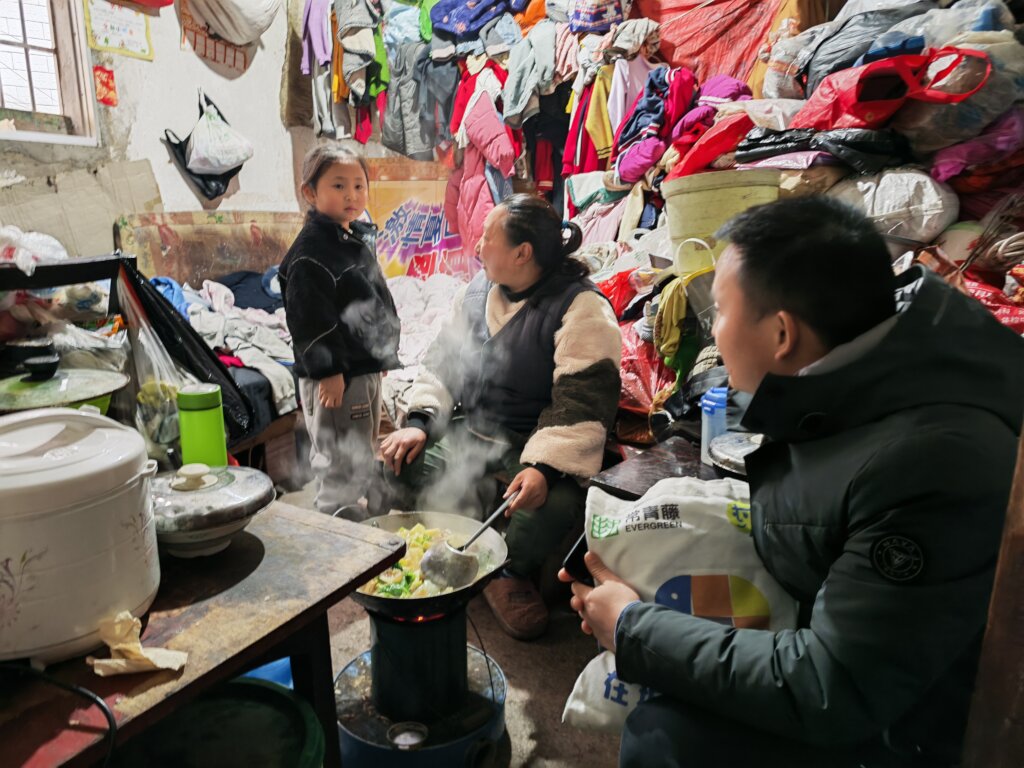 Empowering 10,000 Migrant Children in China