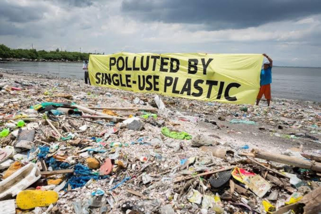 100 Million Plastic Cleanup Challenge in Slums