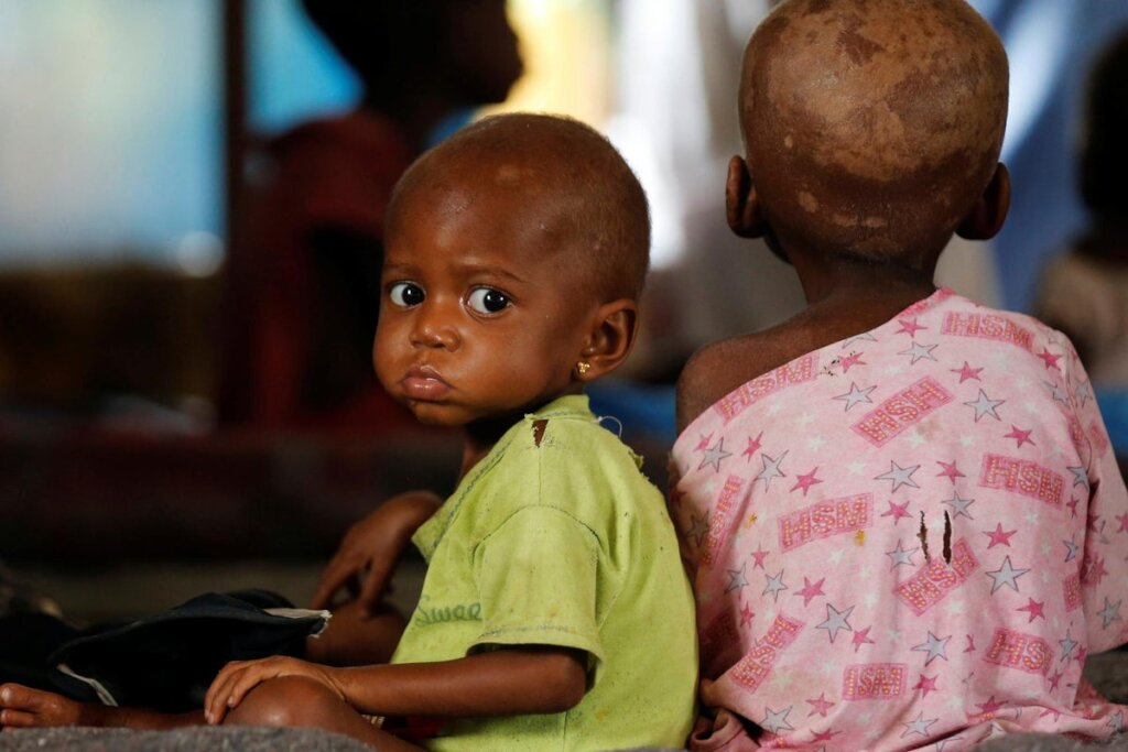 Milk for Starving Kids in Borno IDP Camp, Nigeria