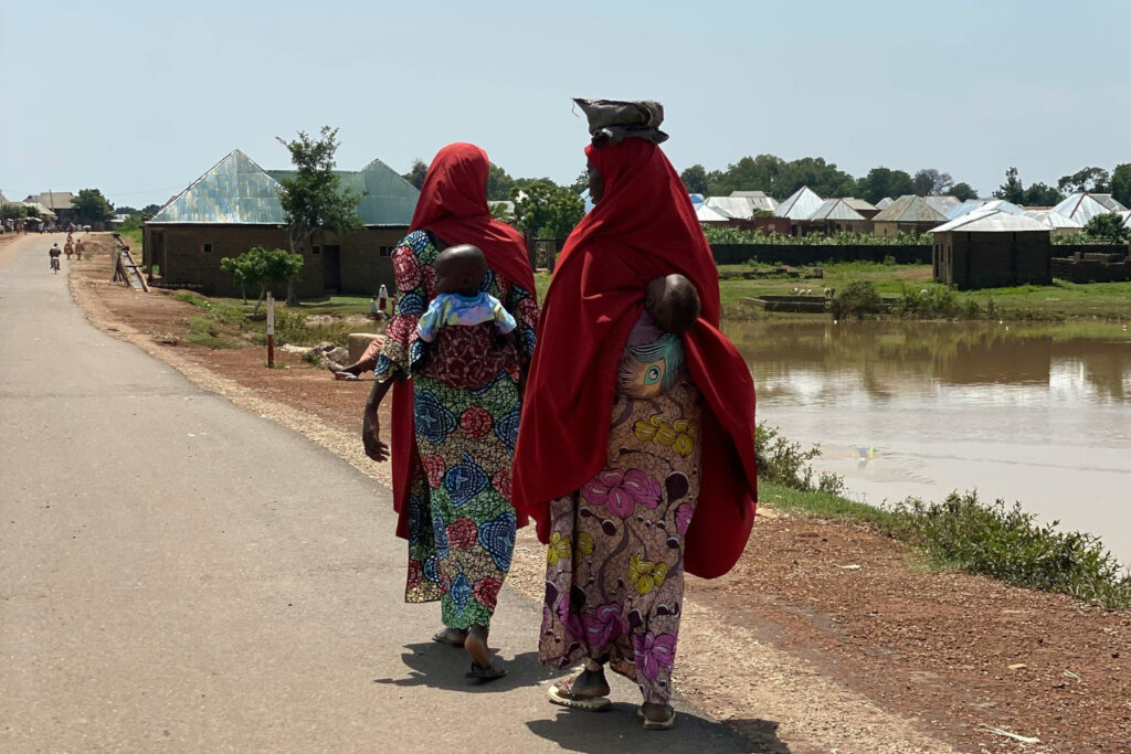 Train 50 Midwives to Serve 2000 Disadvantaged Moms