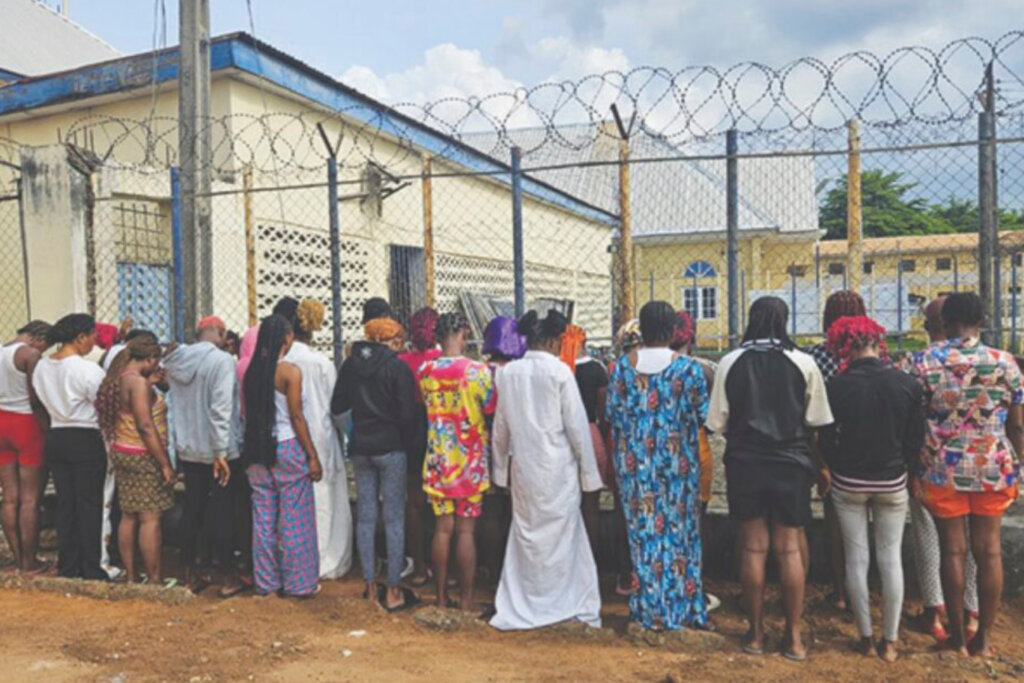 Test & Treat 2,000 Street Teenage Girls for HIV