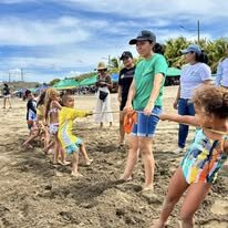 Field day parents, staff and kids together!
