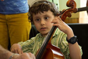 Present inspiring chamber music in Portland OR