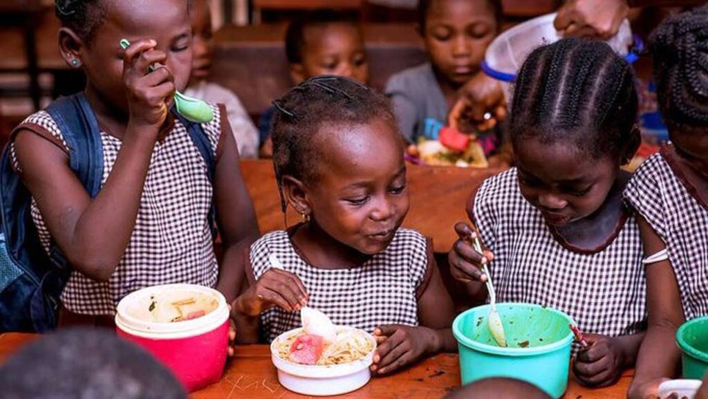 Feed 1,000 Nigerian Schoolchildren Every Month