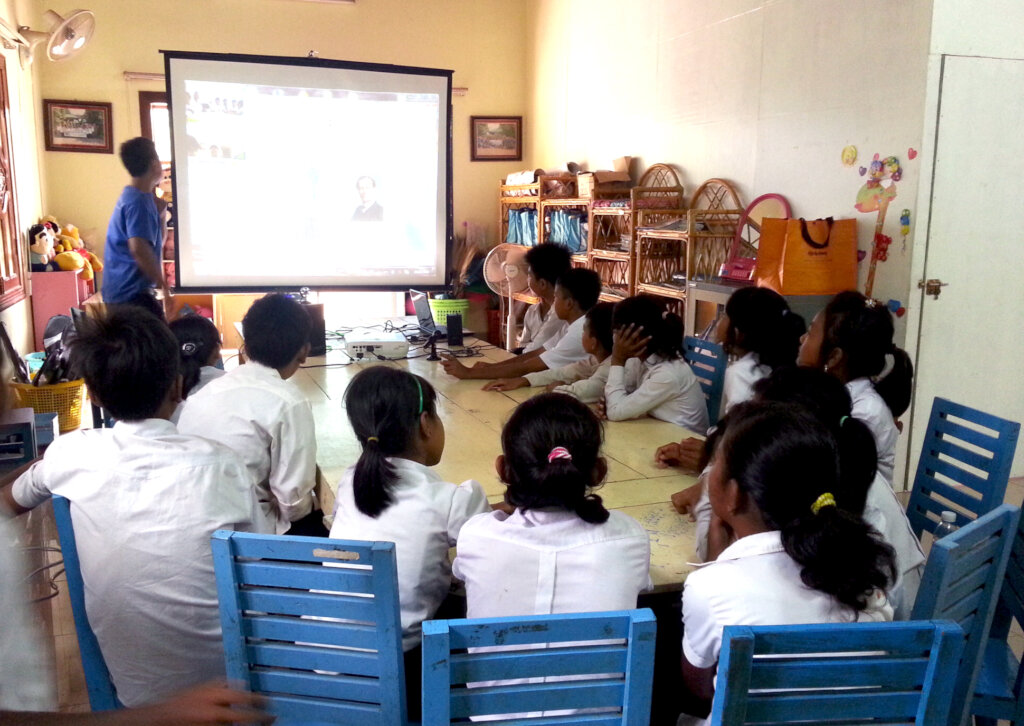 Cambodian children's Meal Support