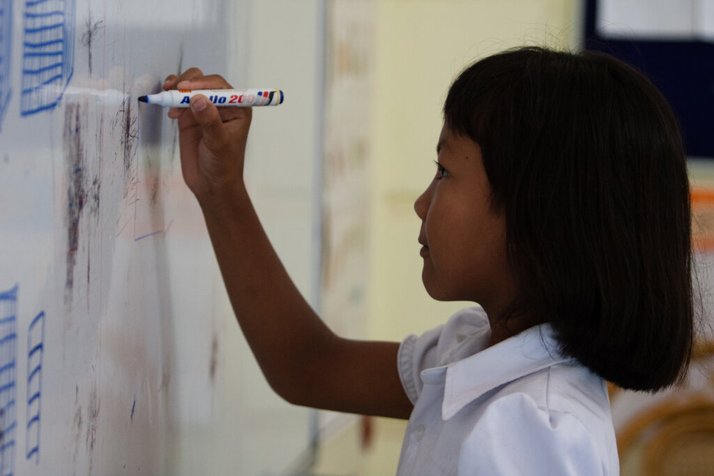 Cambodian children's Meal Support