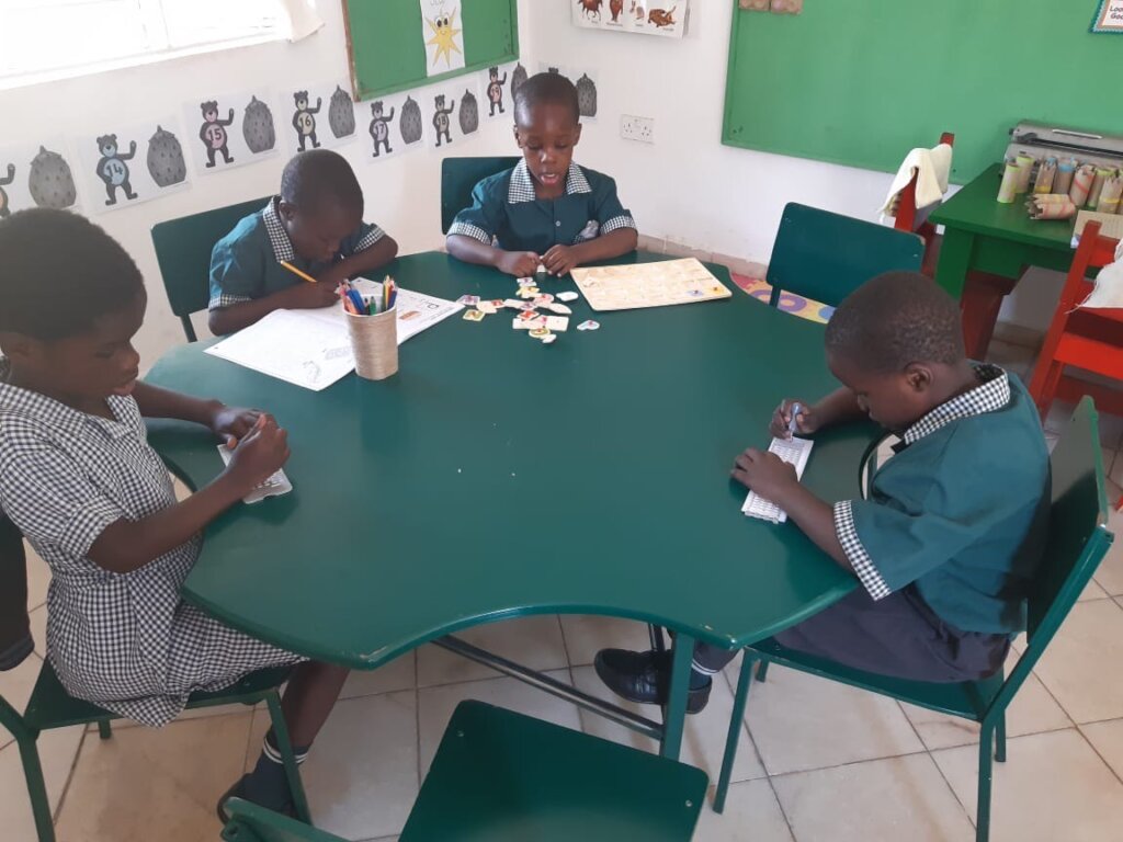 Students at Sisabelo Saka School - Zambia