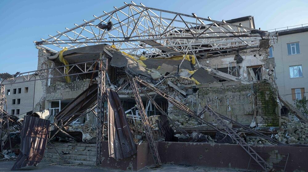 A destroyed hospital  UNFPA/Andriy Kravchenko