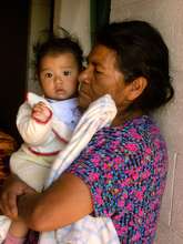 A mother and her child in Nuevo Progreso