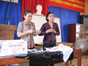 Health workers training the birth attendants