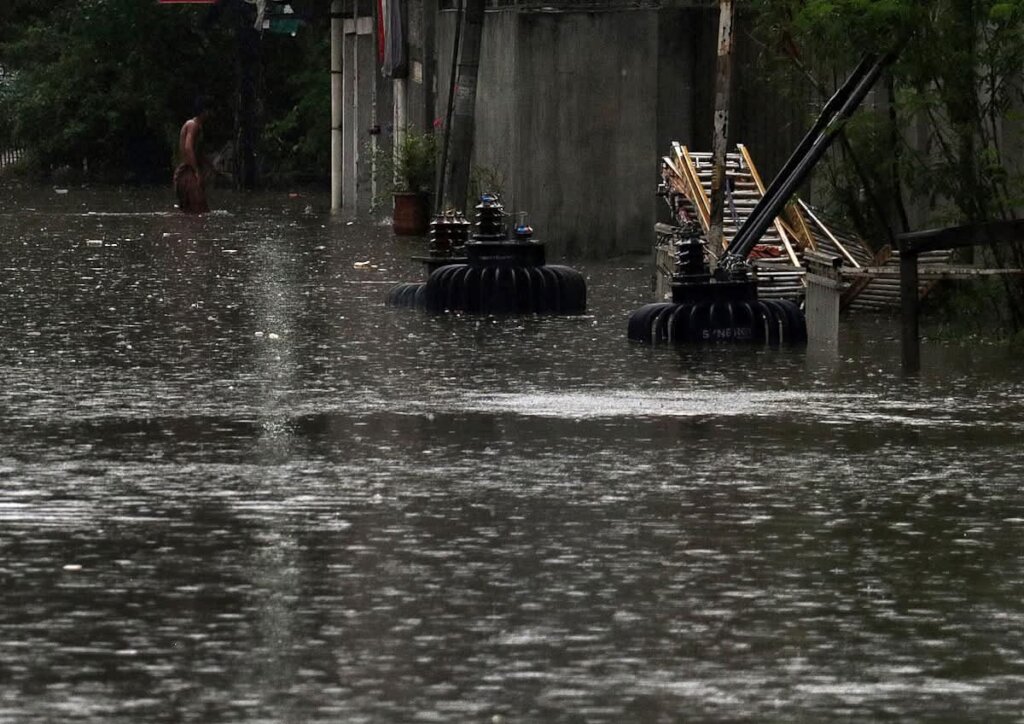 Flood Emergency: Food Relief in Pakistan