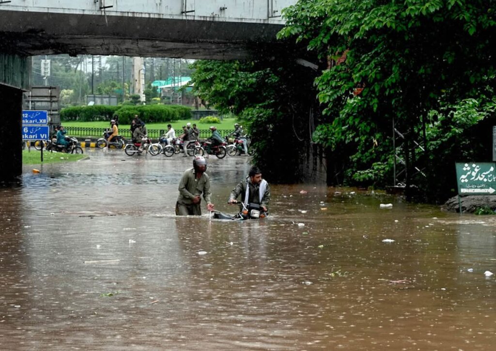 Flood Emergency: Food Relief in Pakistan