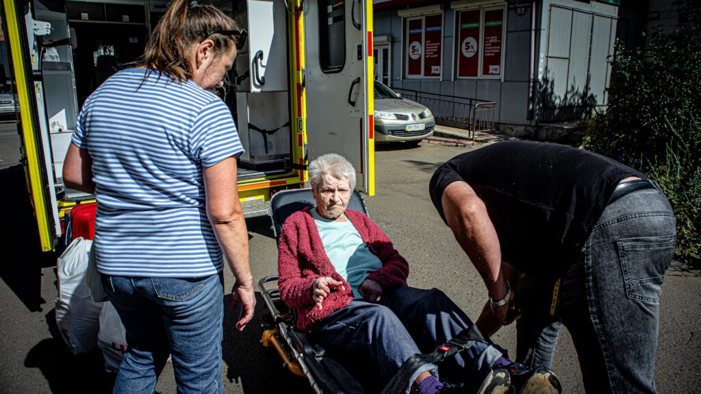 Fund an Accessible Evacuation Van for Ukraine