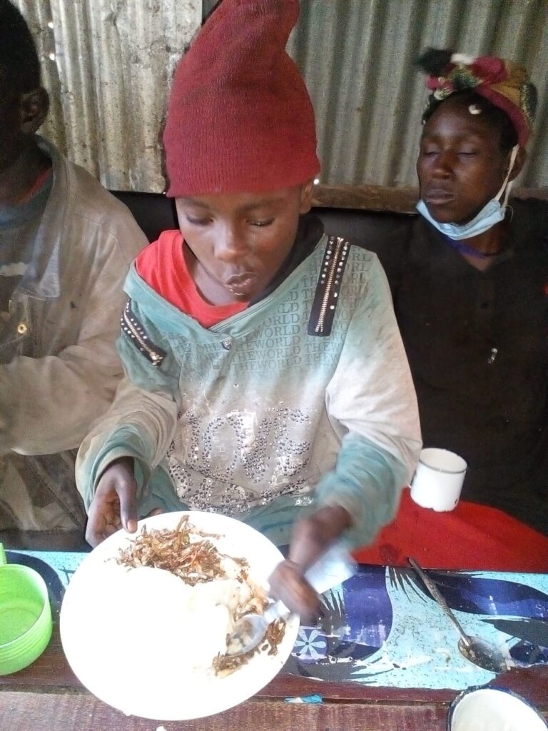 Feed 100 Kids Daily: A Year of Hope