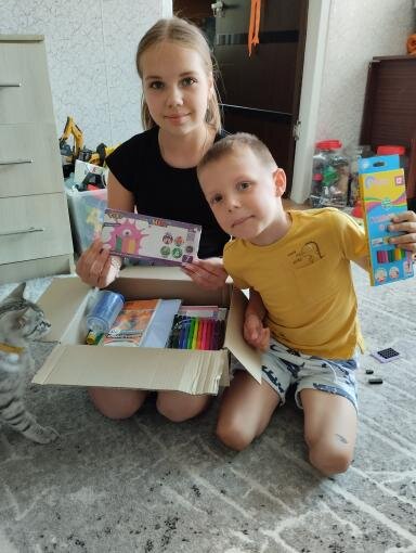 Help Ukrainian children get ready for school!