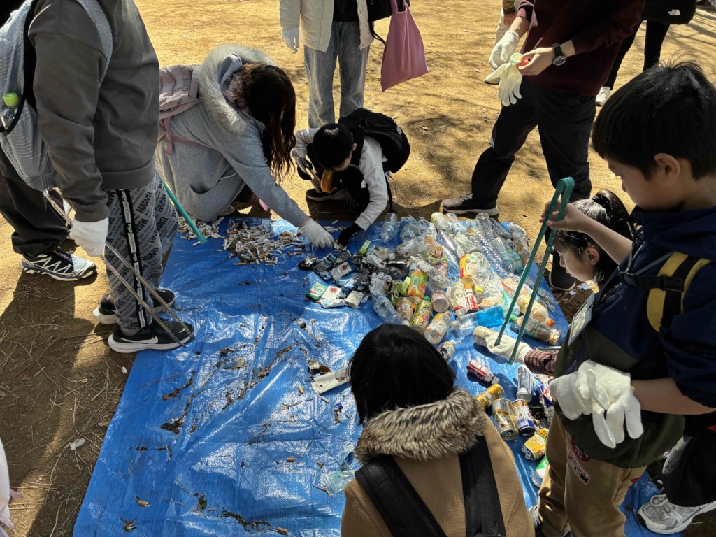 walked a total of 20km picking up trash.March15