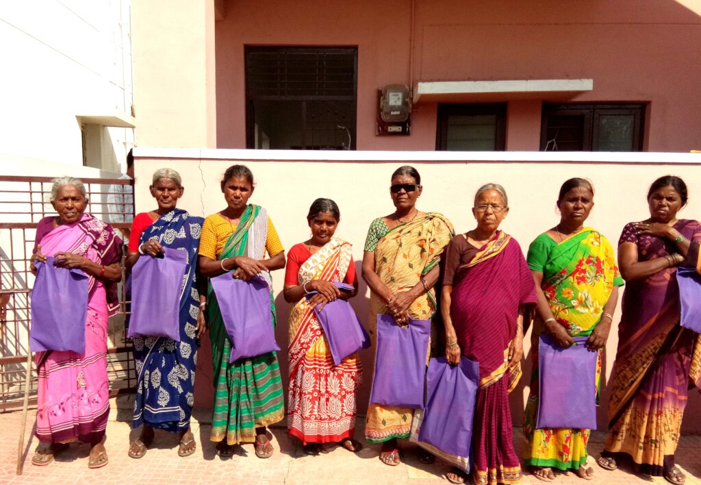Donate for Cloths and Cosmetics to Oldage Women