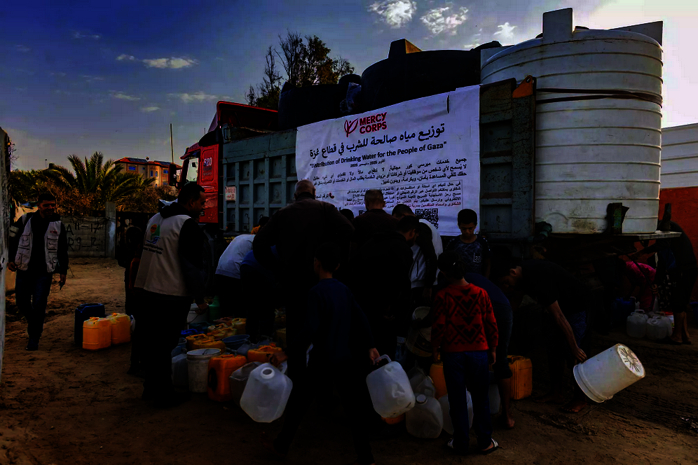 Support Mercy Corps' response in the Middle East