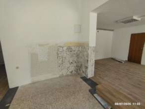 removal of old ceramic tiles