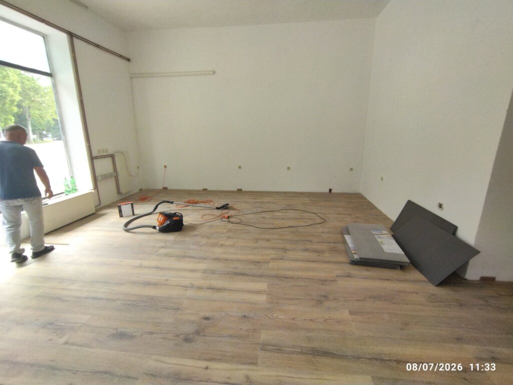 new floor in big space 2